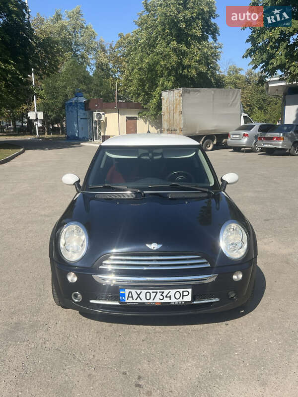 MINI Cooper 2006
