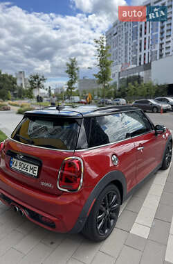 Хэтчбек MINI Cooper 2015 в 