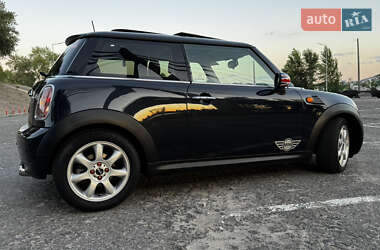 Хэтчбек MINI Cooper 2007 в 