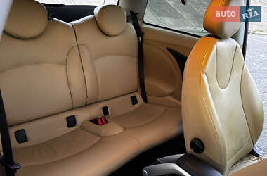 Хэтчбек MINI Cooper 2007 в 