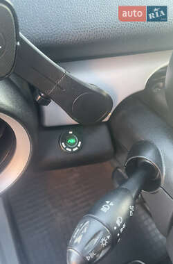 Хэтчбек MINI Cooper 2012 в 