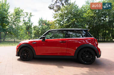 Хэтчбек MINI Cooper 2023 в 