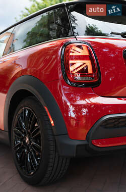 Хэтчбек MINI Cooper 2023 в 