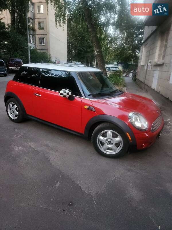 Хэтчбек MINI Cooper 2010 в Киеве