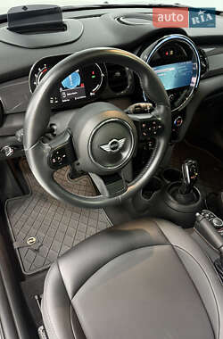 Хэтчбек MINI Cooper 2021 в 
