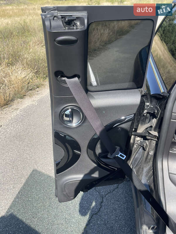 Хэтчбек MINI Cooper 2013 в Киеве