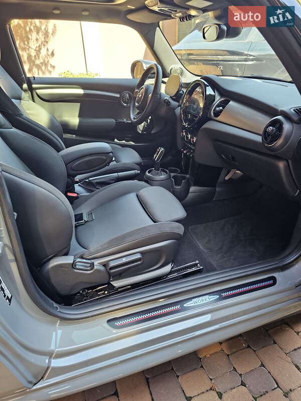 Хэтчбек MINI Cooper 2022 в Киеве фото 9 Хэтчбек MINI Cooper 2022 в Киеве