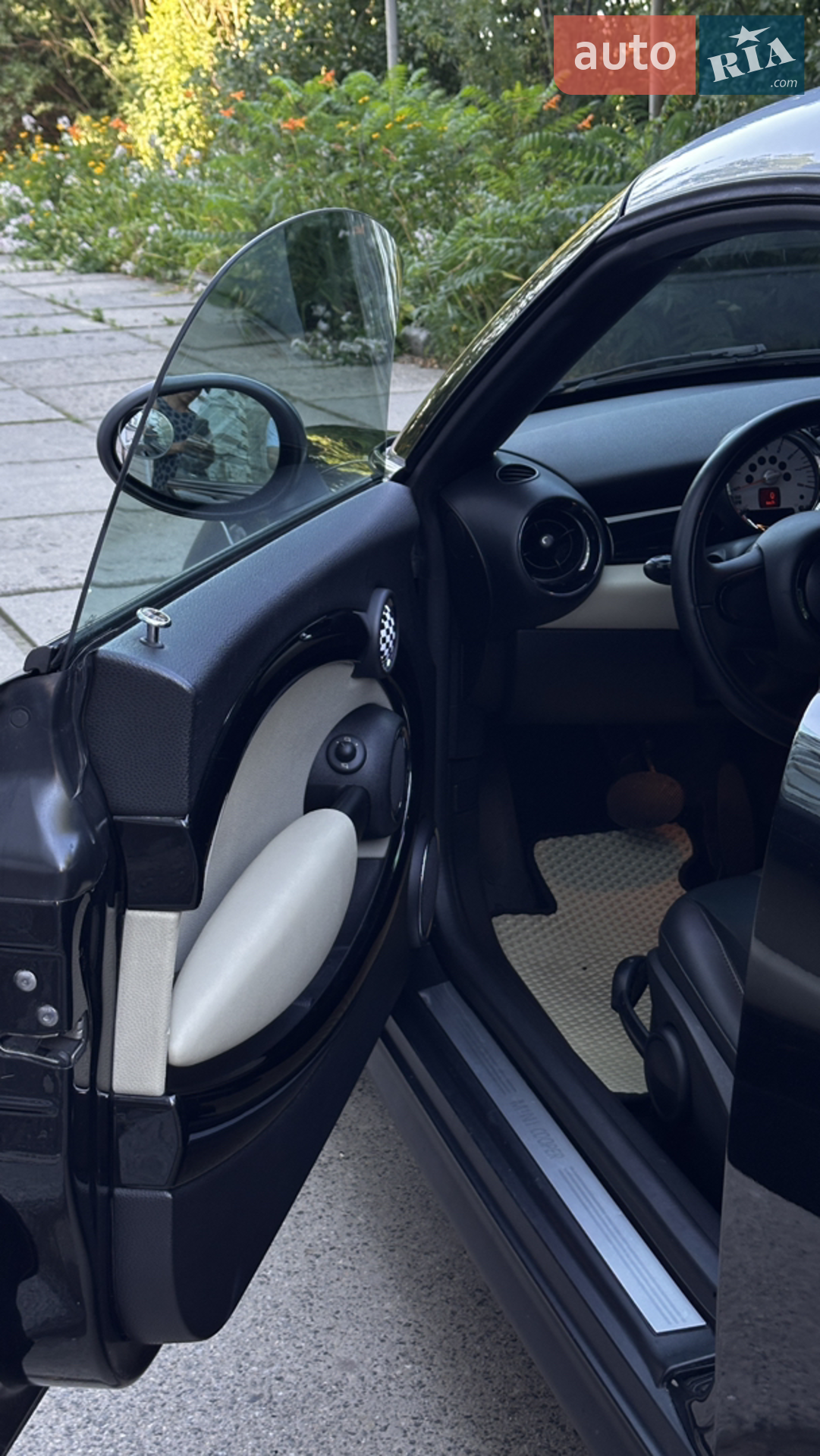 2012 MINI Cooper - мініатюра 4