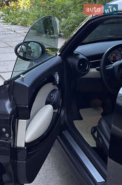 Хетчбек MINI Cooper 2012 в 