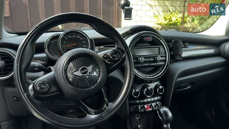 Хэтчбек MINI Cooper 2015 в Кременчуге фото 6 Хэтчбек MINI Cooper 2015 в Кременчуге