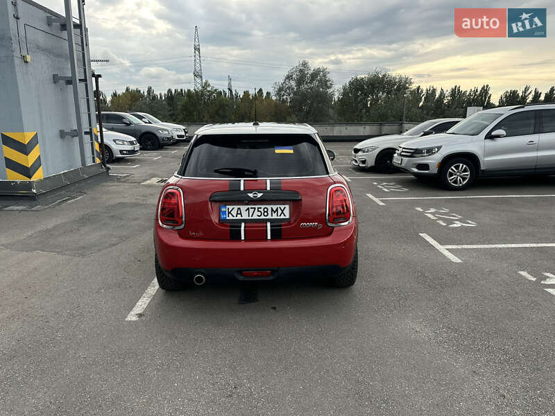 Хэтчбек MINI Cooper 2016 в Киеве