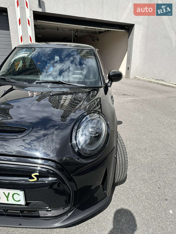 Хетчбек MINI Cooper 2022 в Києві