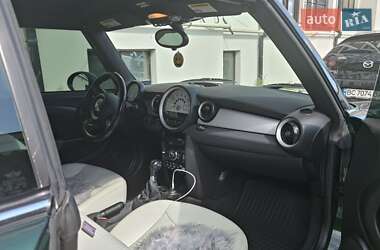 Хетчбек MINI Cooper 2011 в 