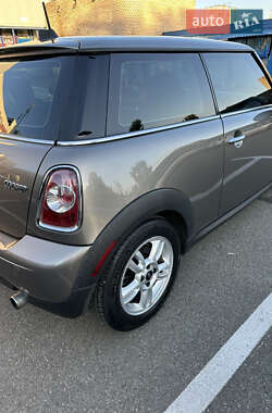 Хэтчбек MINI Cooper 2012 в 