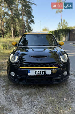 Хэтчбек MINI Cooper 2014 в 