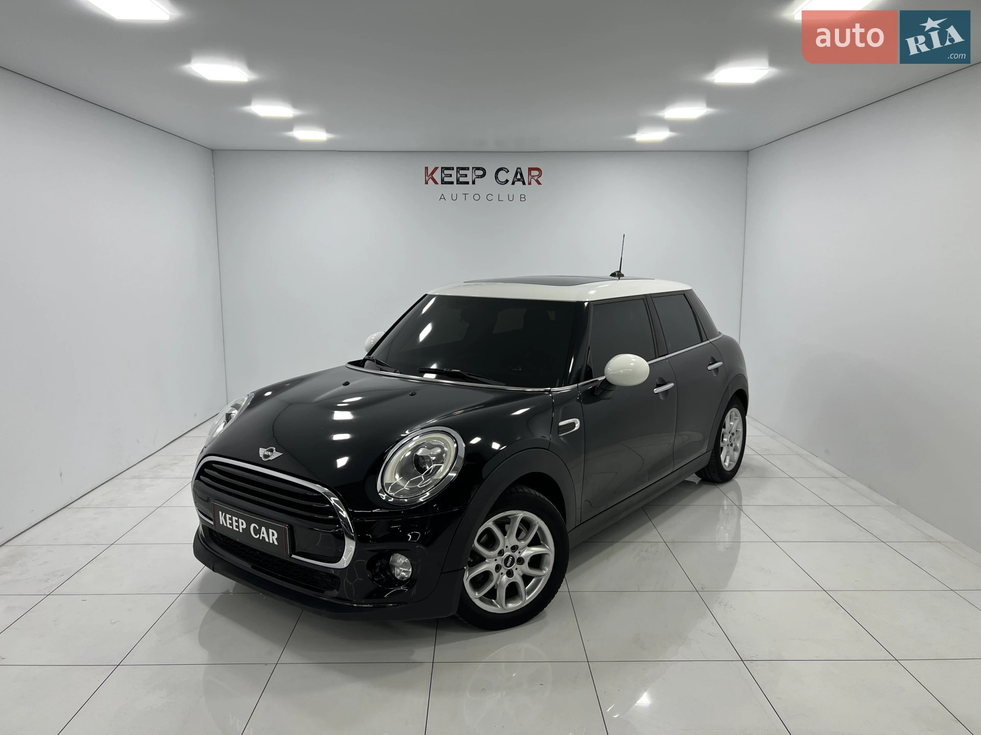 2017 MINI Cooper - фото 1