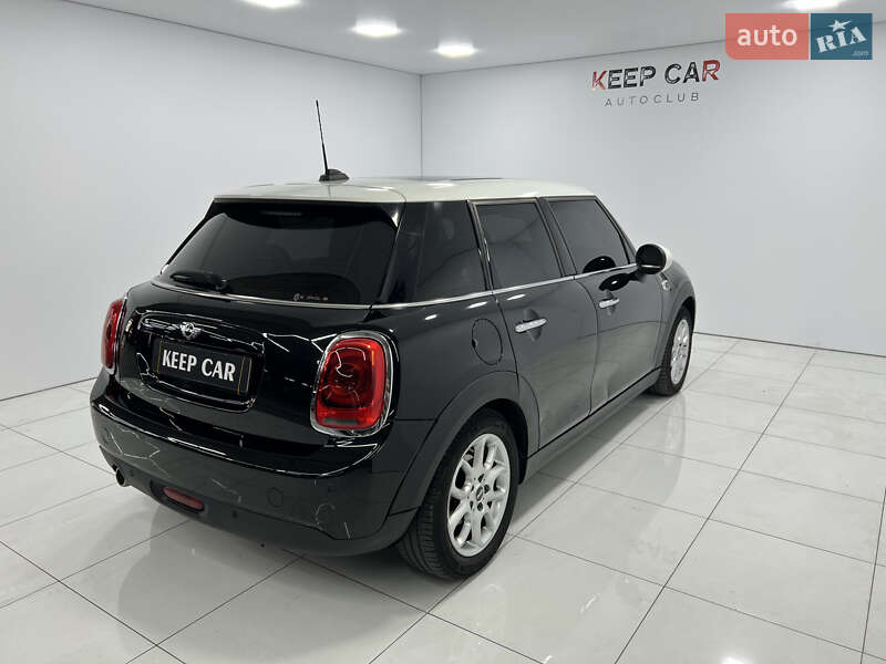 Хэтчбек MINI Cooper 2017 в Одессе