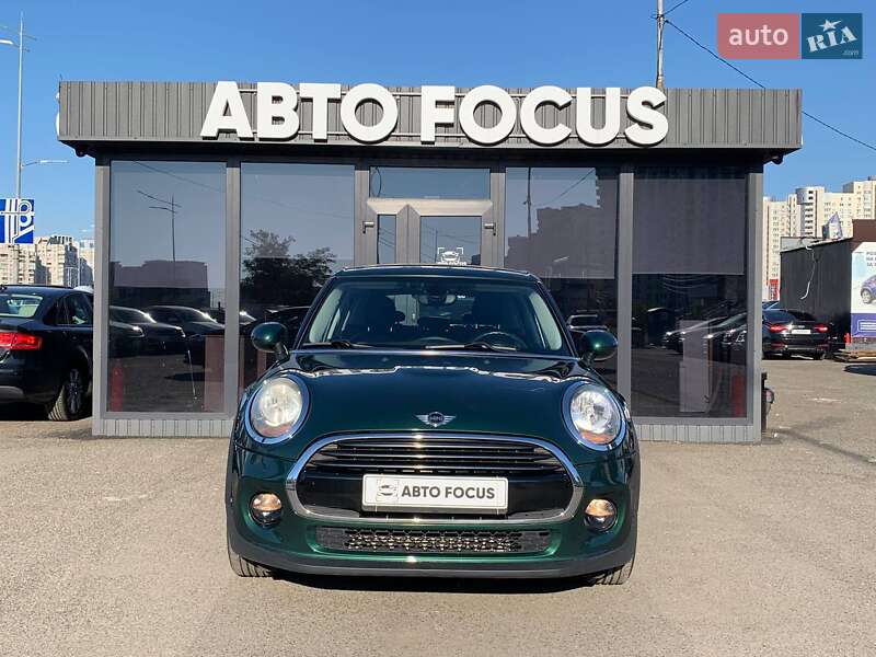 Хэтчбек MINI Cooper 2017 в Киеве