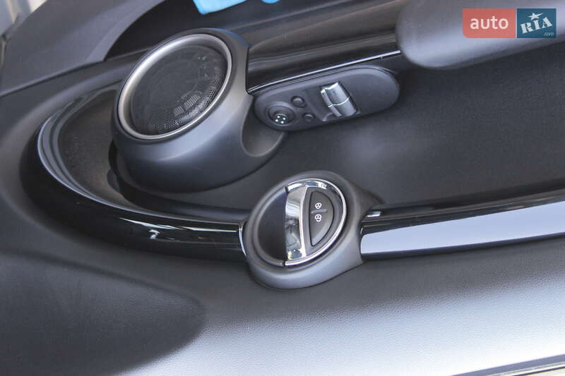Хетчбек MINI Cooper 2015 в Дніпрі