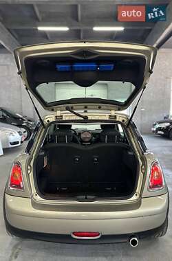 Хетчбек MINI Cooper 2007 в 