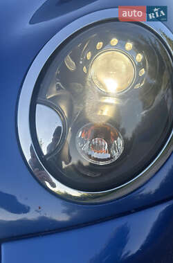 Хетчбек MINI Cooper 2013 в 