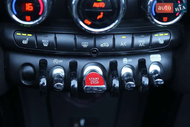 Хэтчбек MINI Cooper 2018 в Киеве
