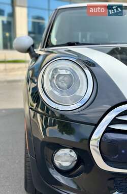 Хэтчбек MINI Cooper 2014 в 