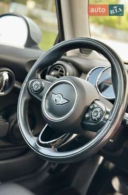 Хэтчбек MINI Cooper 2014 в 