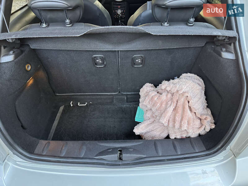 Хэтчбек MINI Cooper 2013 в Буче фото 26 Хэтчбек MINI Cooper 2013 в Буче