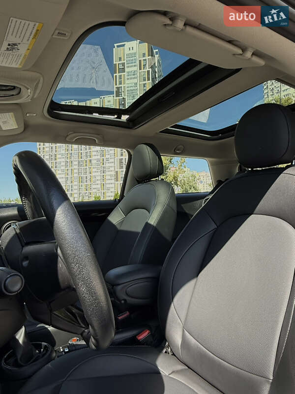 Хэтчбек MINI Cooper 2019 в Киеве