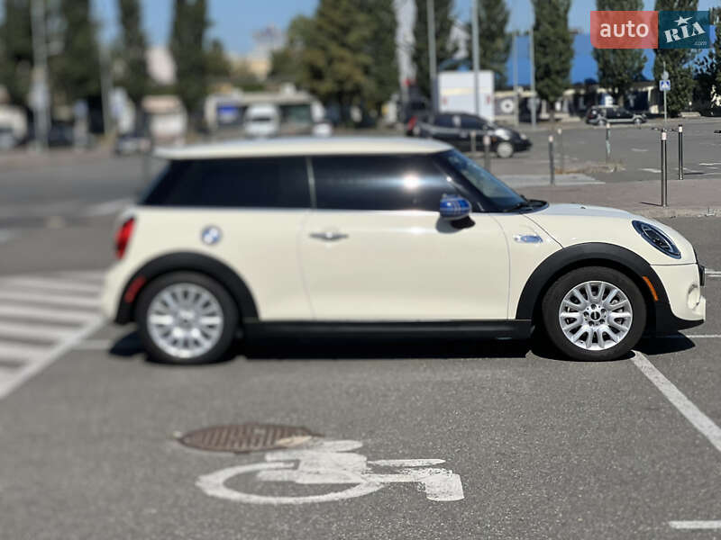 Хэтчбек MINI Cooper 2014 в Киеве фото 6 Хэтчбек MINI Cooper 2014 в Киеве