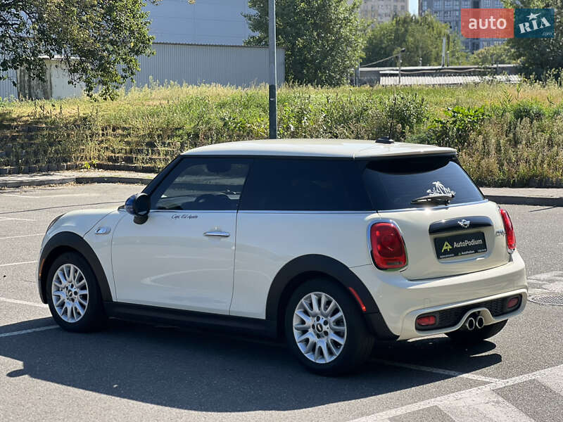 Хэтчбек MINI Cooper 2014 в Киеве