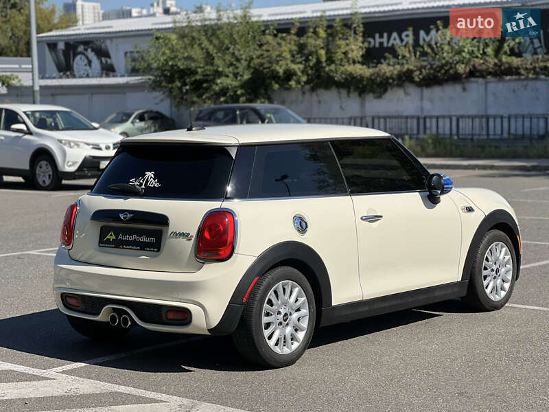Хэтчбек MINI Cooper 2014 в Киеве