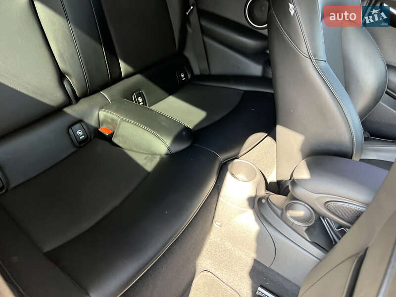 Хэтчбек MINI Cooper 2014 в Киеве фото 28 Хэтчбек MINI Cooper 2014 в Киеве