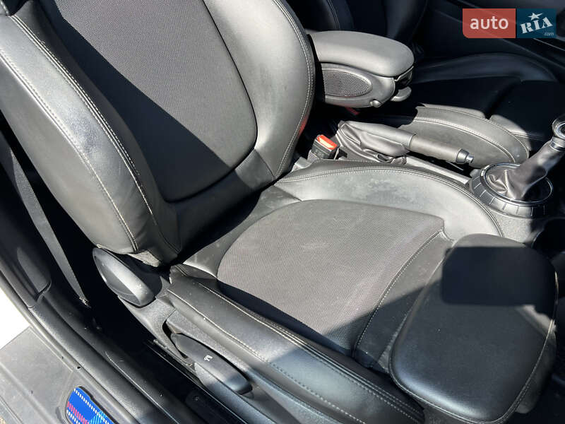 Хэтчбек MINI Cooper 2014 в Киеве фото 36 Хэтчбек MINI Cooper 2014 в Киеве