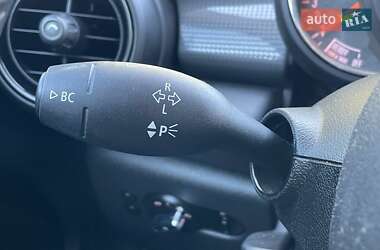 Хэтчбек MINI Cooper 2016 в 