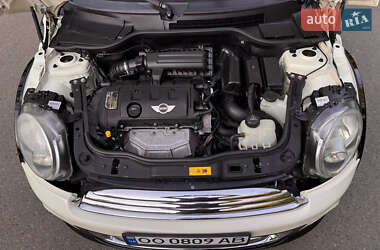 Хетчбек MINI Cooper 2012 в 