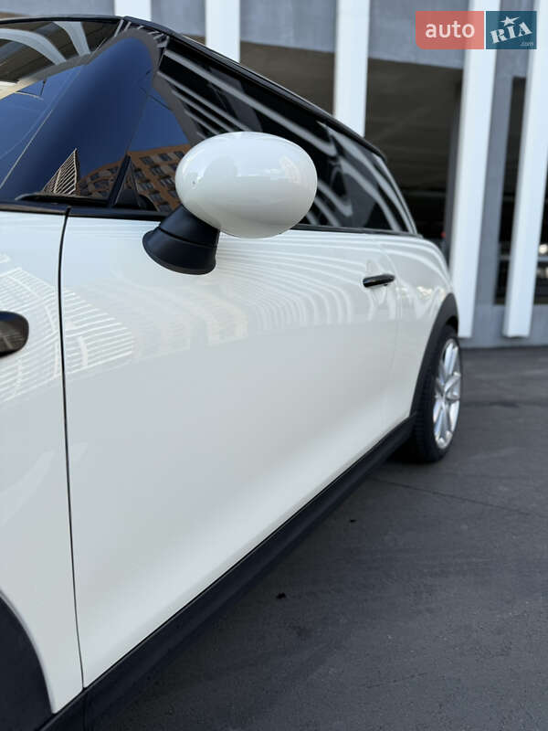 Хэтчбек MINI Cooper 2017 в Киеве фото 8 Хэтчбек MINI Cooper 2017 в Киеве