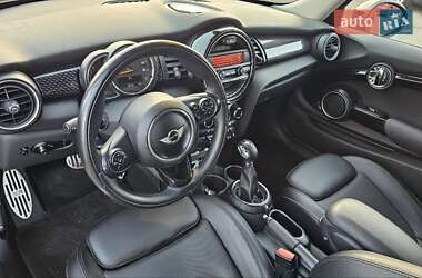 Хэтчбек MINI Cooper 2014 в 