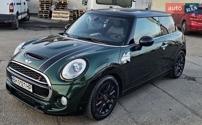 Хэтчбек MINI Cooper 2014 в 