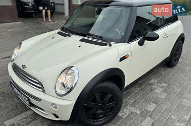 Хетчбек MINI Cooper 2004 в 