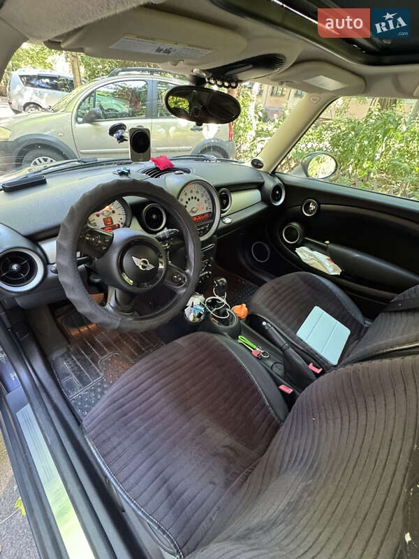 Хэтчбек MINI Cooper 2013 в Днепре