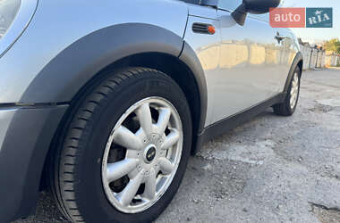 Хетчбек MINI Cooper 2002 в 
