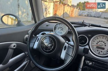 Хетчбек MINI Cooper 2002 в 