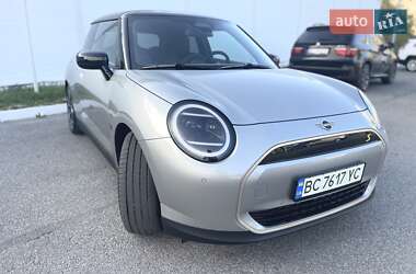 Хетчбек MINI Cooper 2024 в 