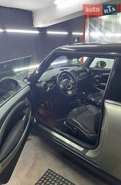 Хетчбек MINI Cooper 2008 в 