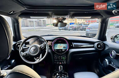Хетчбек MINI Cooper 2019 в 