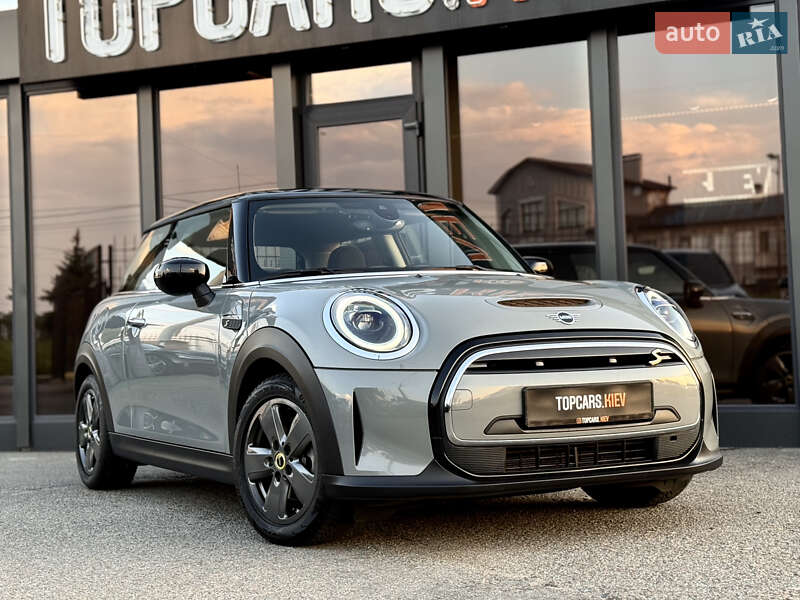 Хэтчбек MINI Cooper 2022 в Киеве
