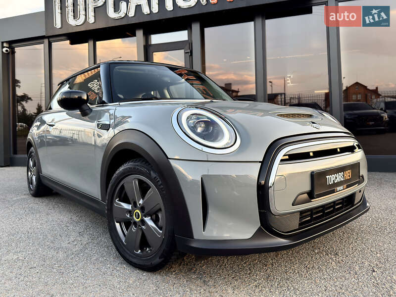 Хэтчбек MINI Cooper 2022 в Киеве