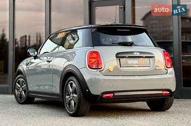 Хетчбек MINI Cooper 2022 в 